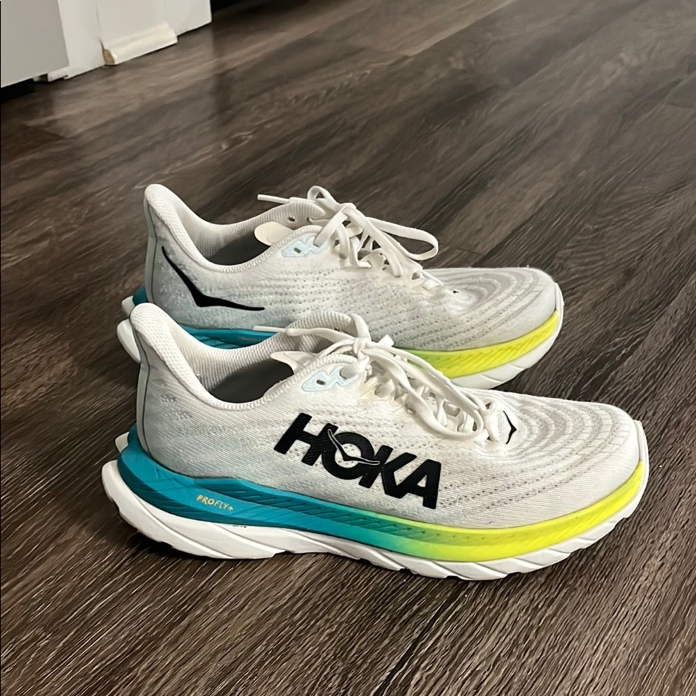 HOKA Mach 5’s - White and Blue